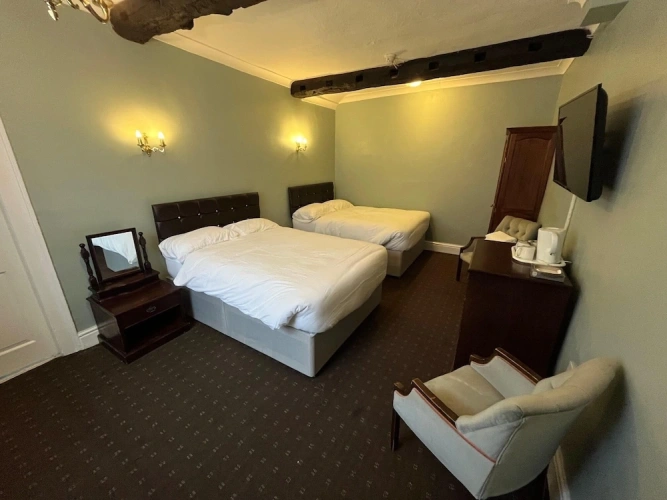 Standard Quadruple room