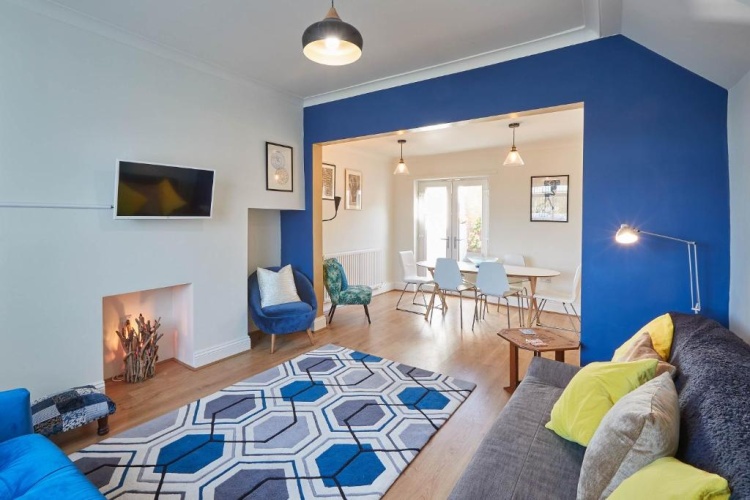 3 Bedrooms Cottage