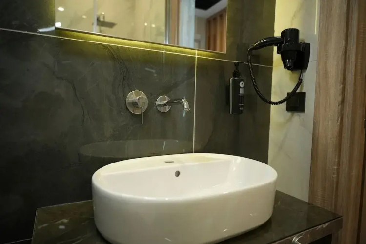 Kent Room Hotel