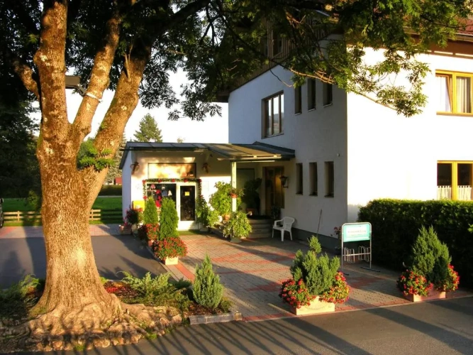 1 Bedroom Double Apartment