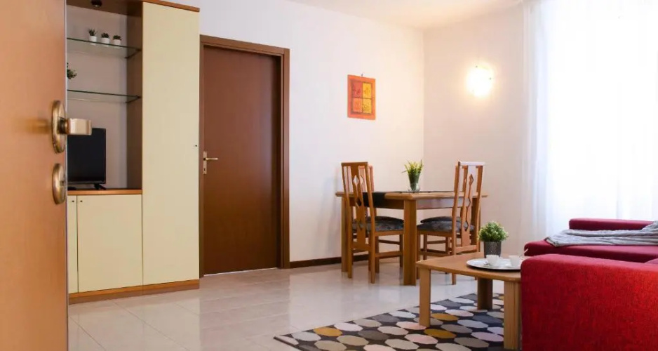 ALTIDO Beautiful 1 Bed Apt with Terrace and Parking