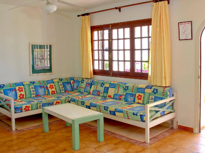Son Bou Gardens Apt 2 Dorm - Two Bedroom No.9