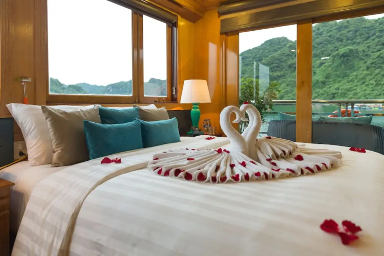 Maya Halong Cruises