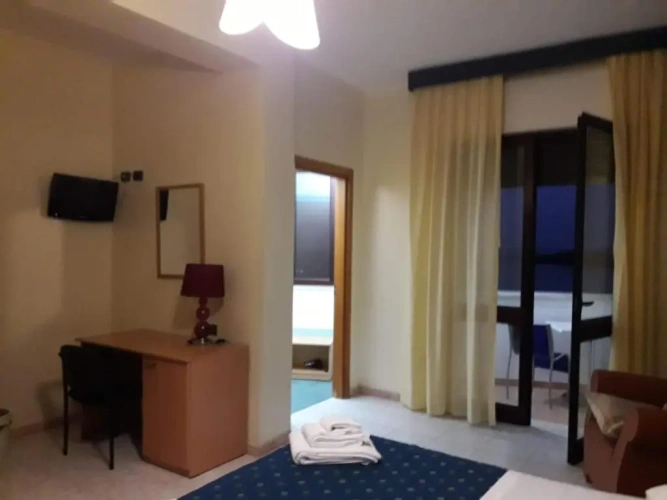 Deluxe Triple room