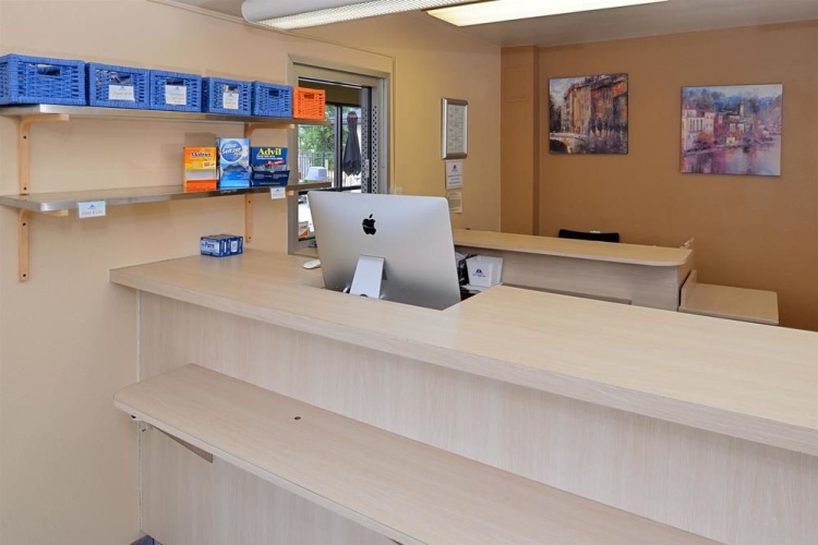 Americas Best Value Inn - Madison photo 17