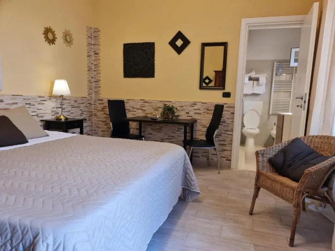 Standard Triple room