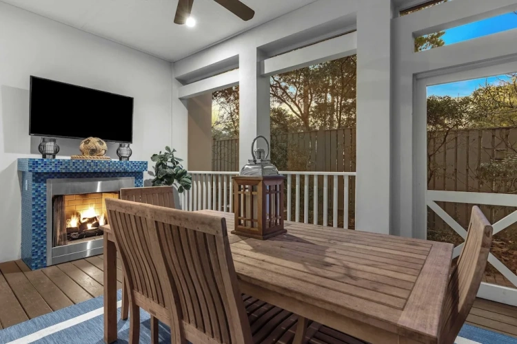 4 Bedrooms Cottage