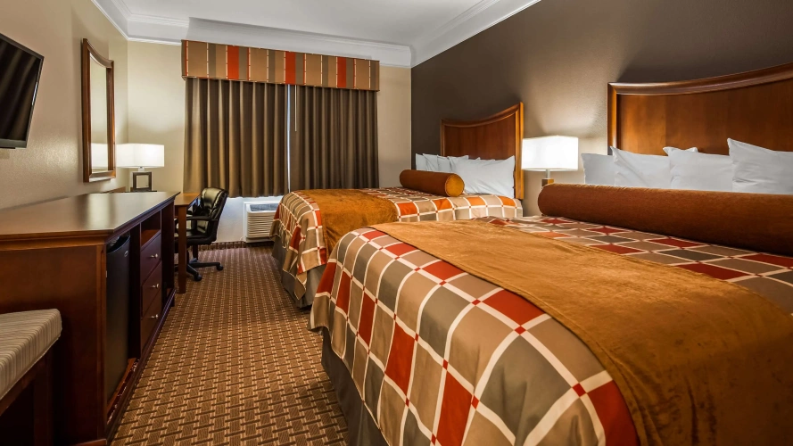 Quadruple Suite