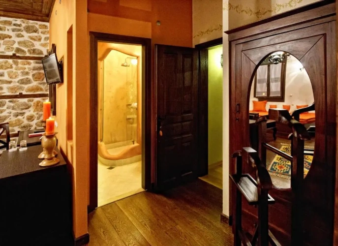 1 Bedroom Suite