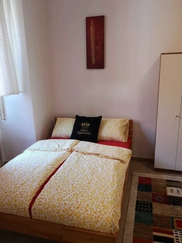 3 Bedrooms Apartment