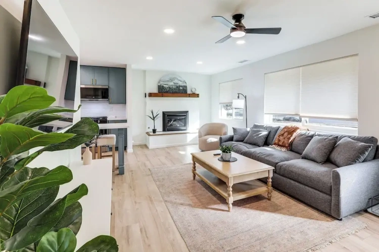 3 Bedrooms Cottage