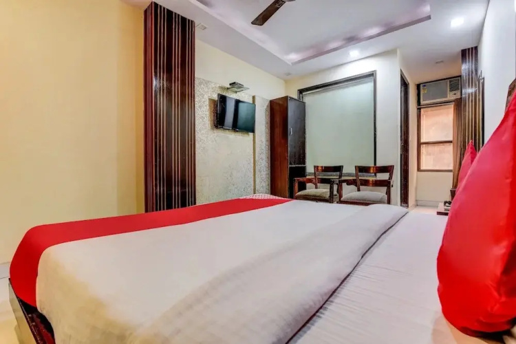 Hotel Priya Palace