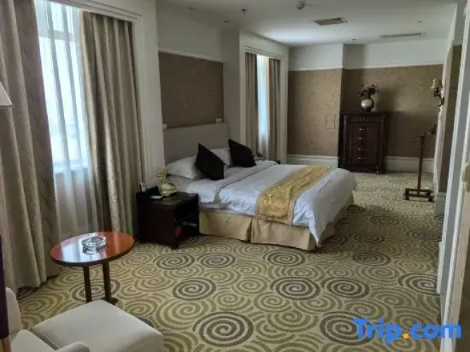 Ambassador Suite