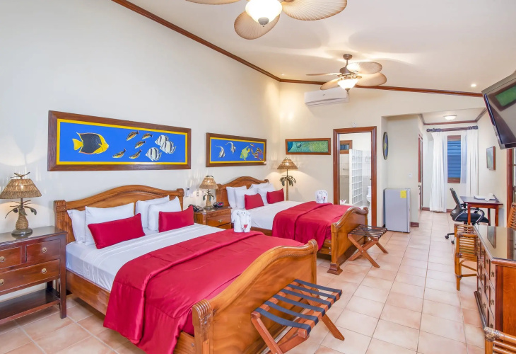 Hotel Villas Lirio