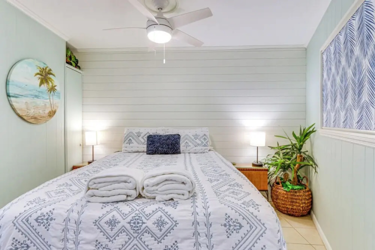 Pool & Beach Access: Hilton Head Coastal Condo
