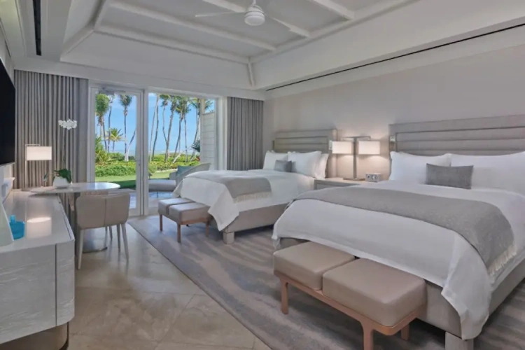 Standard Quadruple room oceanfront