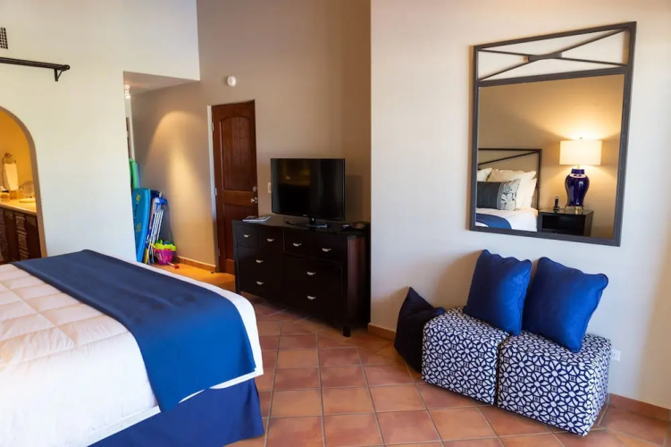 Las Mananitas C308 3 BR by Casago