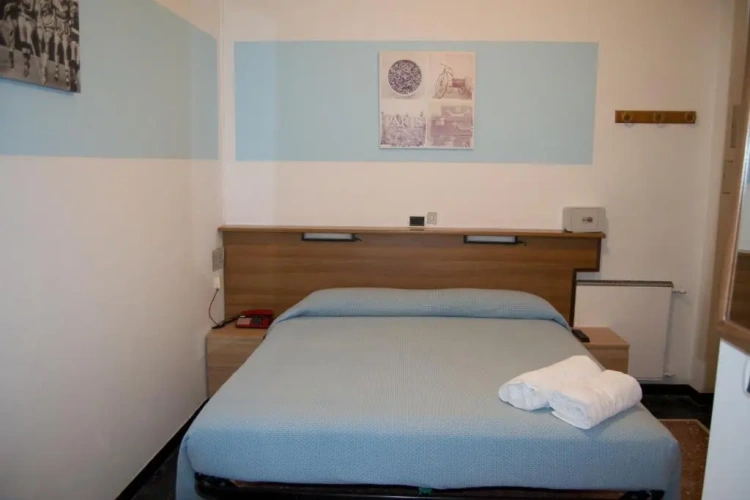 Standard Triple room with balcony