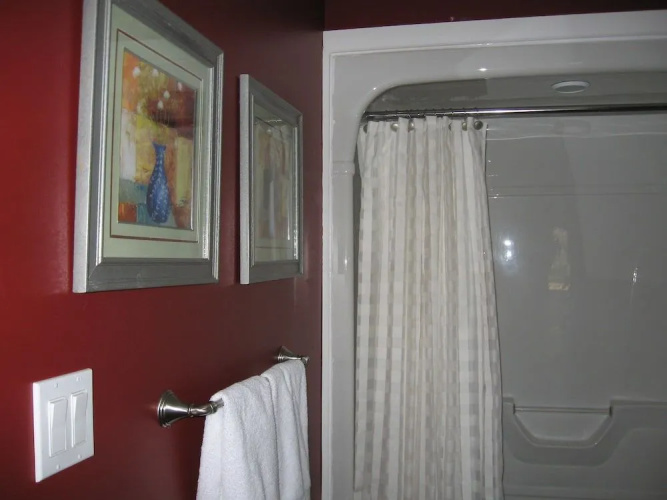 Twin Pines Bed & Breakfast