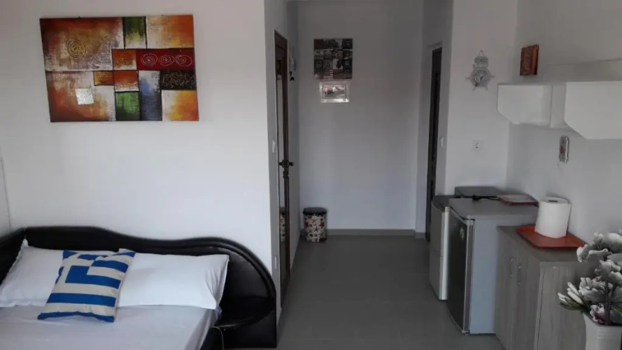 Studio with sea view