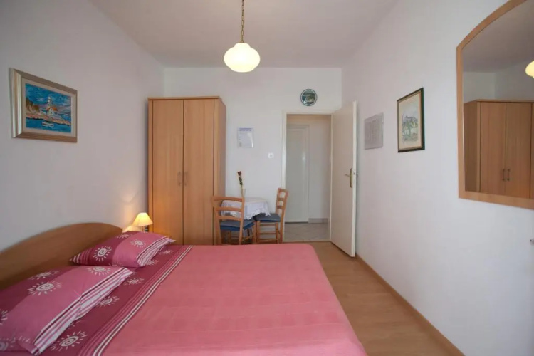 Apartments Toplak