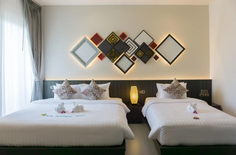 Standard Triple room