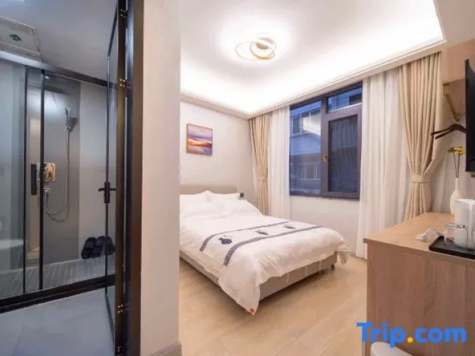 2 Bedrooms Suite