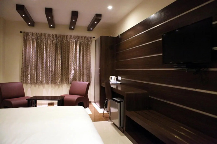 SBS Grand Hotel