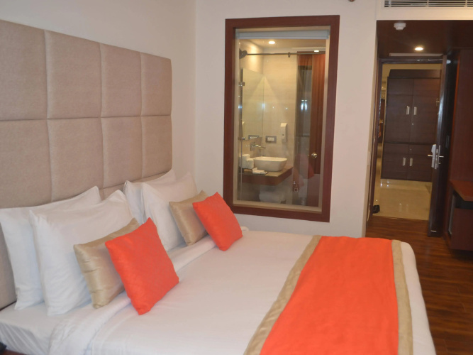 Hotel Ascent Biz