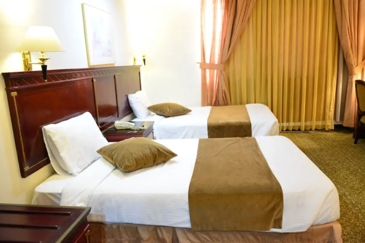 rakeen hotel