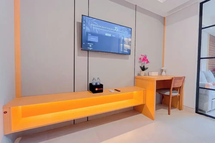 Comfortable 1BR No Kitchen Apartment Lavaya Nusa Dua Bali