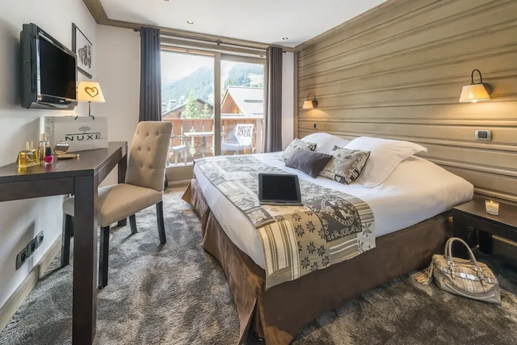Standard room with balcony