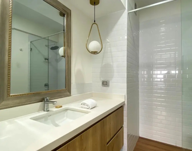 Beautiful 2BR With Balcony in Miraflores