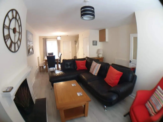 4 Bedroom House