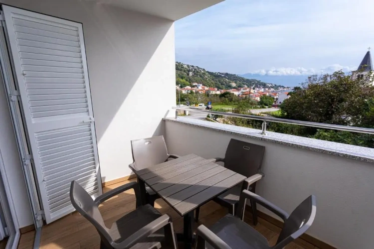 Apartment with balcony
