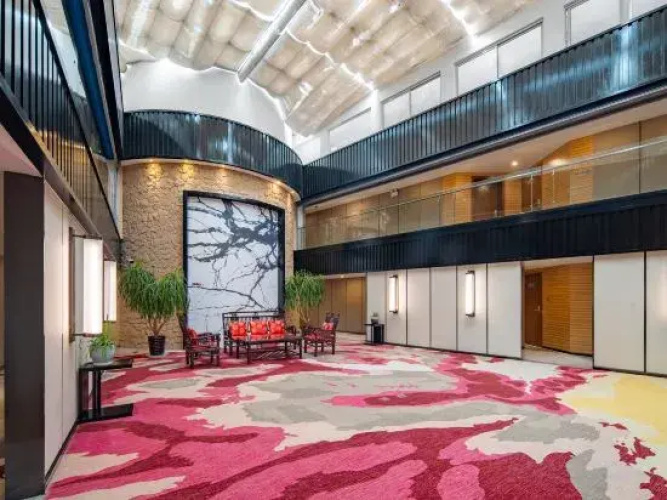 Erhai Bay Holiday Hotel