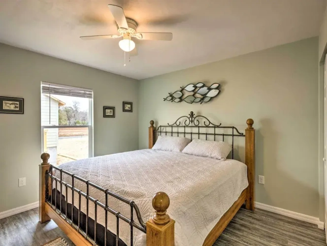 2 Bedrooms Cottage