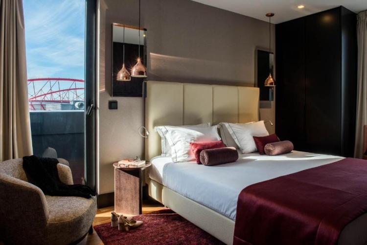 2 Bedrooms Stadium View Apartment