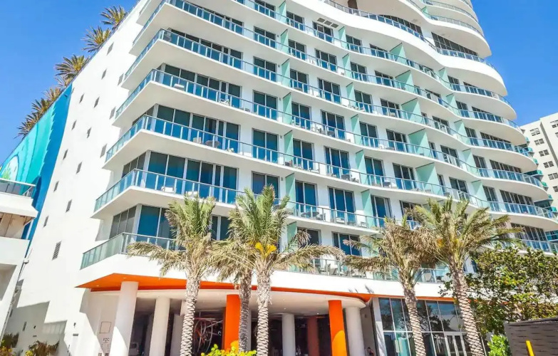 Hyde Beach Condos By Ammos Vr - Hollywood