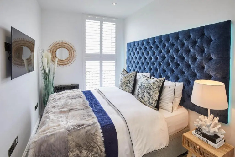 Host Stay Saltwater Suite