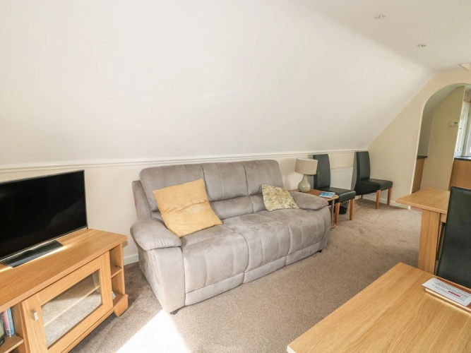 32 Valley Lodge