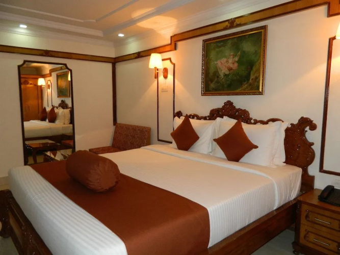 Hotel Thames International