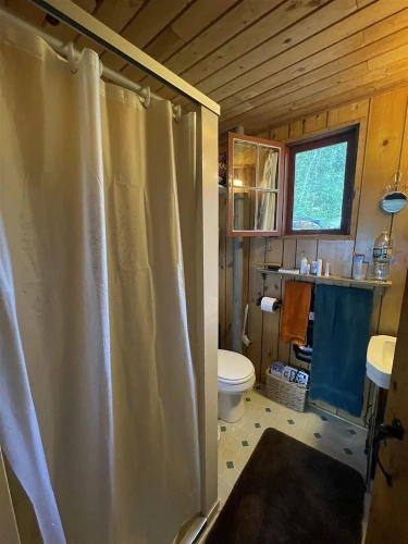 2 Bedrooms Cottage