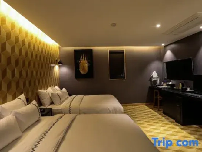 Twin Suite