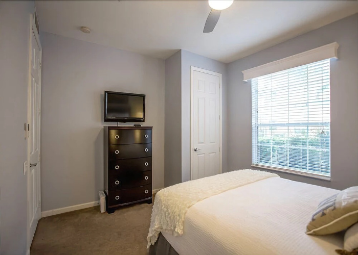 5037 Shoreway Loop #108