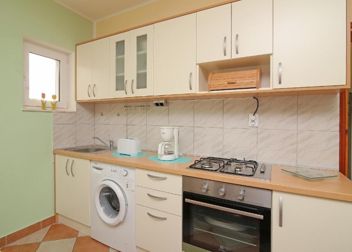 2 Bedrooms Apartment with balcony and with sea view
