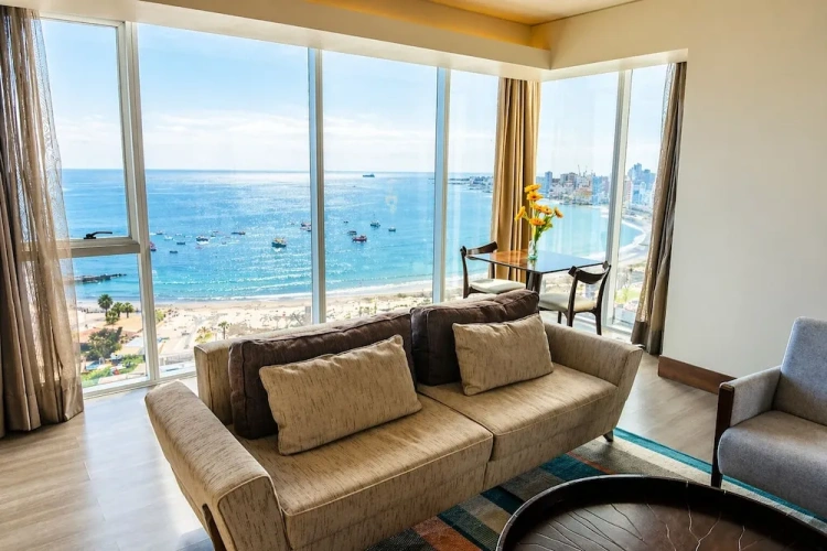 Premium Suite with ocean view