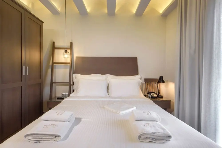Deluxe Double room with balcony and with garden view