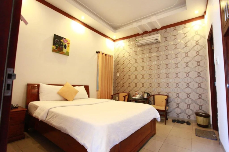 Lighting Hotel