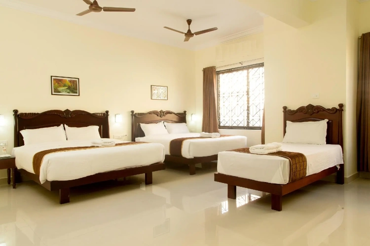 Standard Double room with view